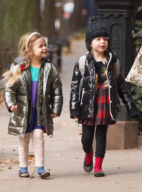 Sarah Jessica Parker`s Twins Spotted Walking to School